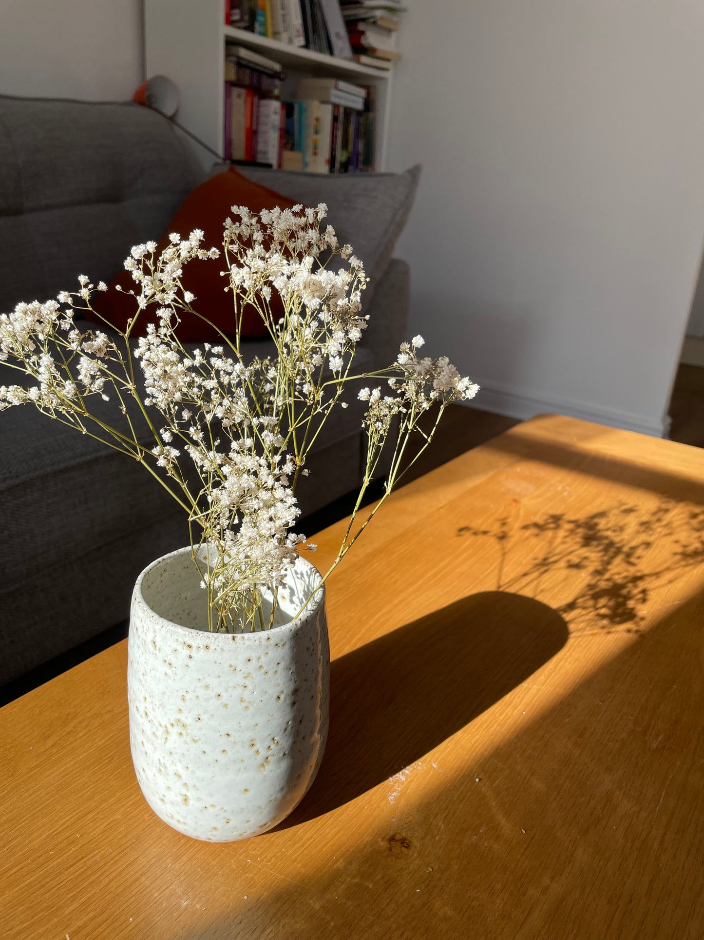 Vase in flecked white, handmade ceramics