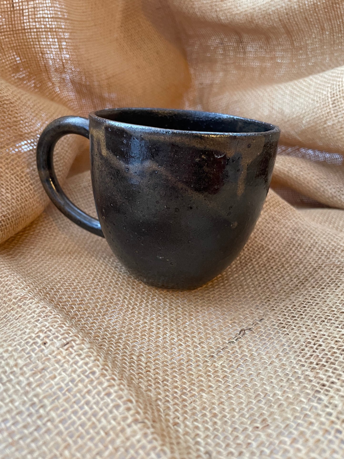 Question Mug in dark brown, grogged, handmade ceramics