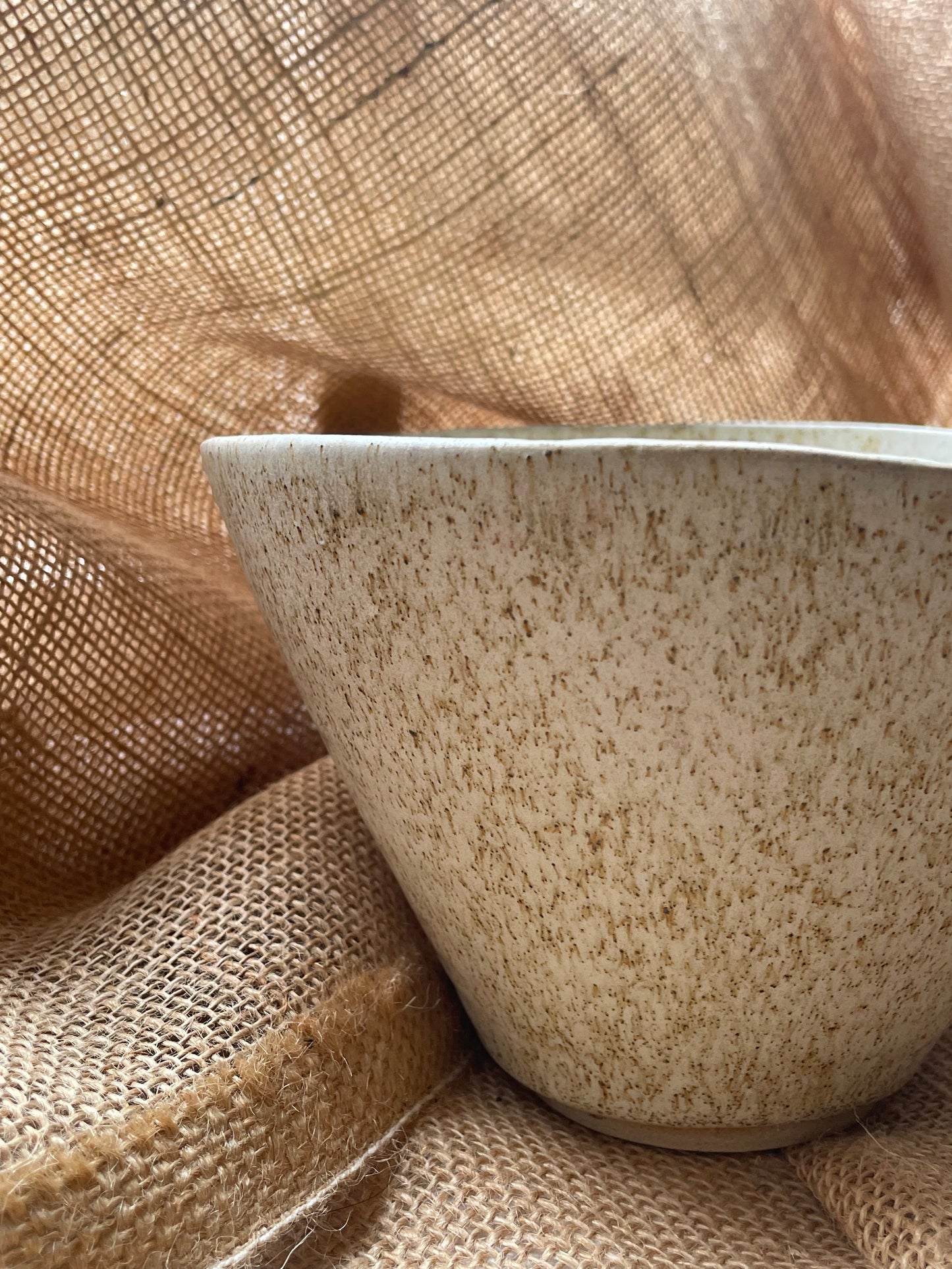 Bowl in yellowish brown, smooth surface, handmade ceramics