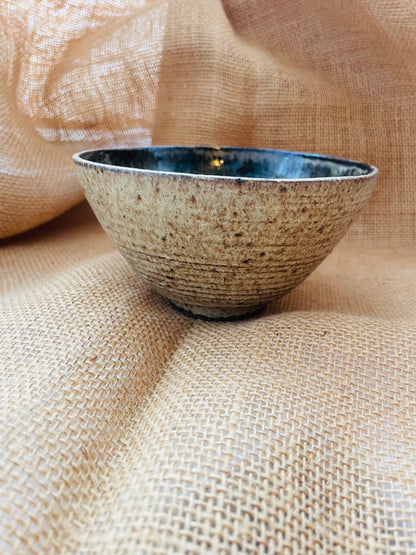 Bowl in light brown, grogged, handmade ceramics