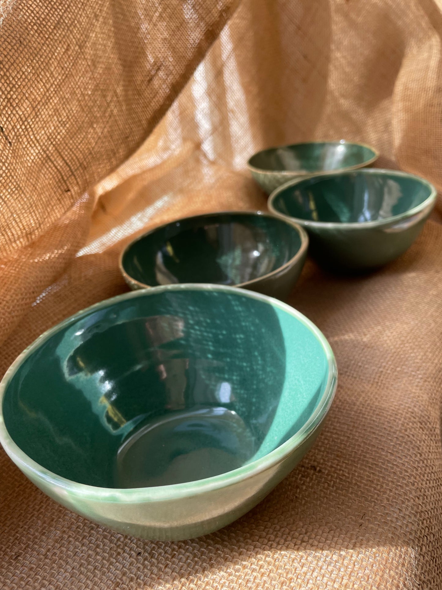 Bowl in jade, glossy and smooth, handmade ceramics