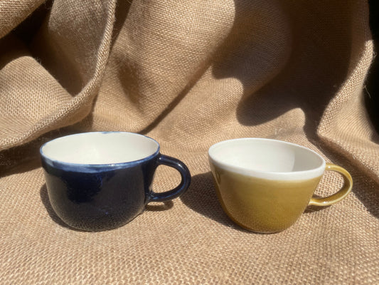 Question Mug mini in blue or yellow, handmade ceramics