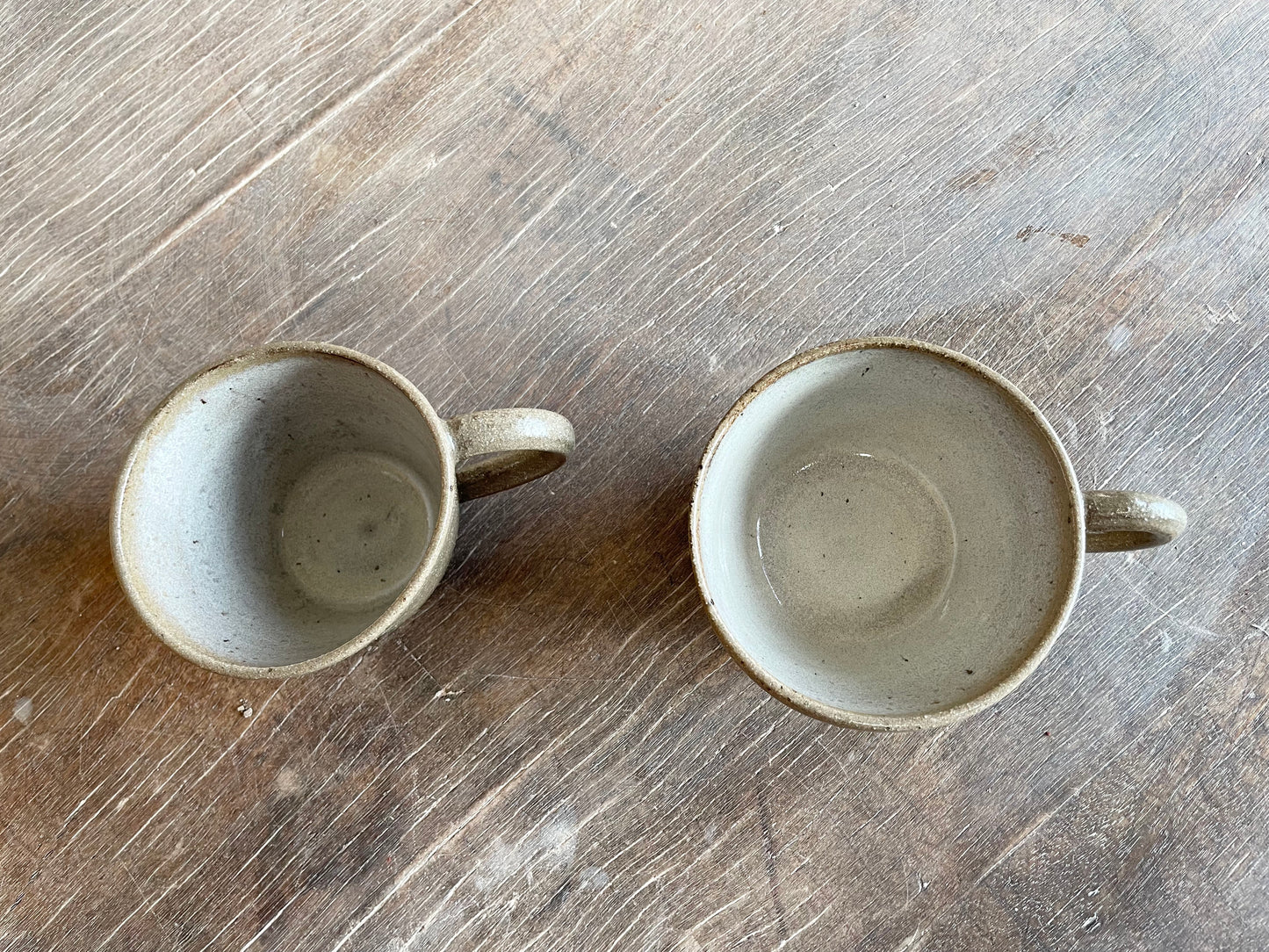 Question Mug in grey and white, slightly grogged, handmade ceramics